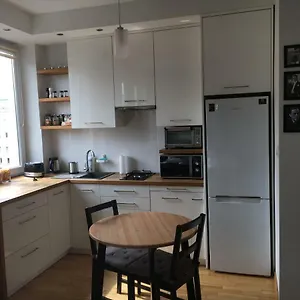 https://apartment-femina-cinema-warsaw-city-centre.warsawhotelspoland.com